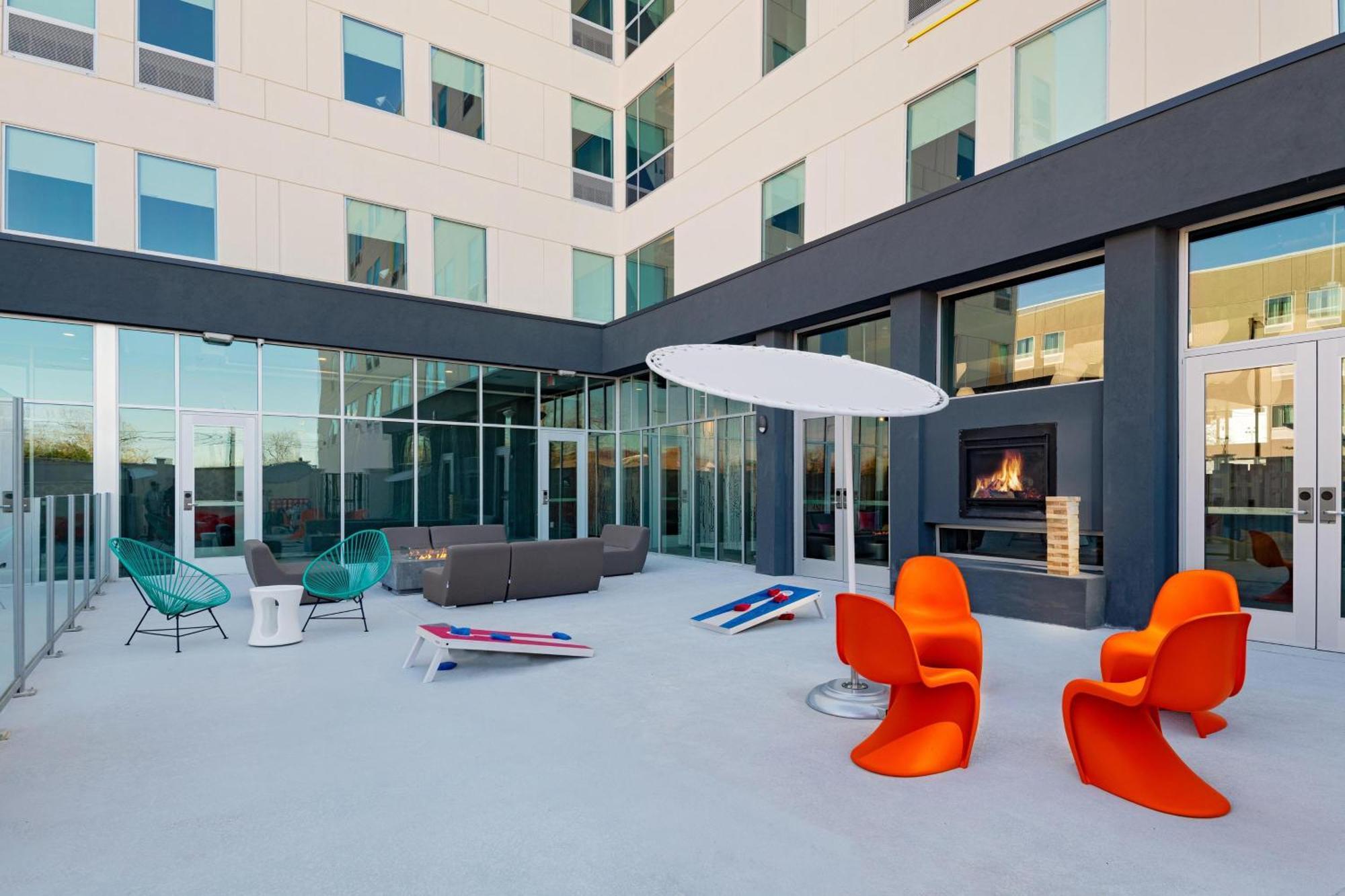 Готель Aloft Waco Downtown Екстер'єр фото