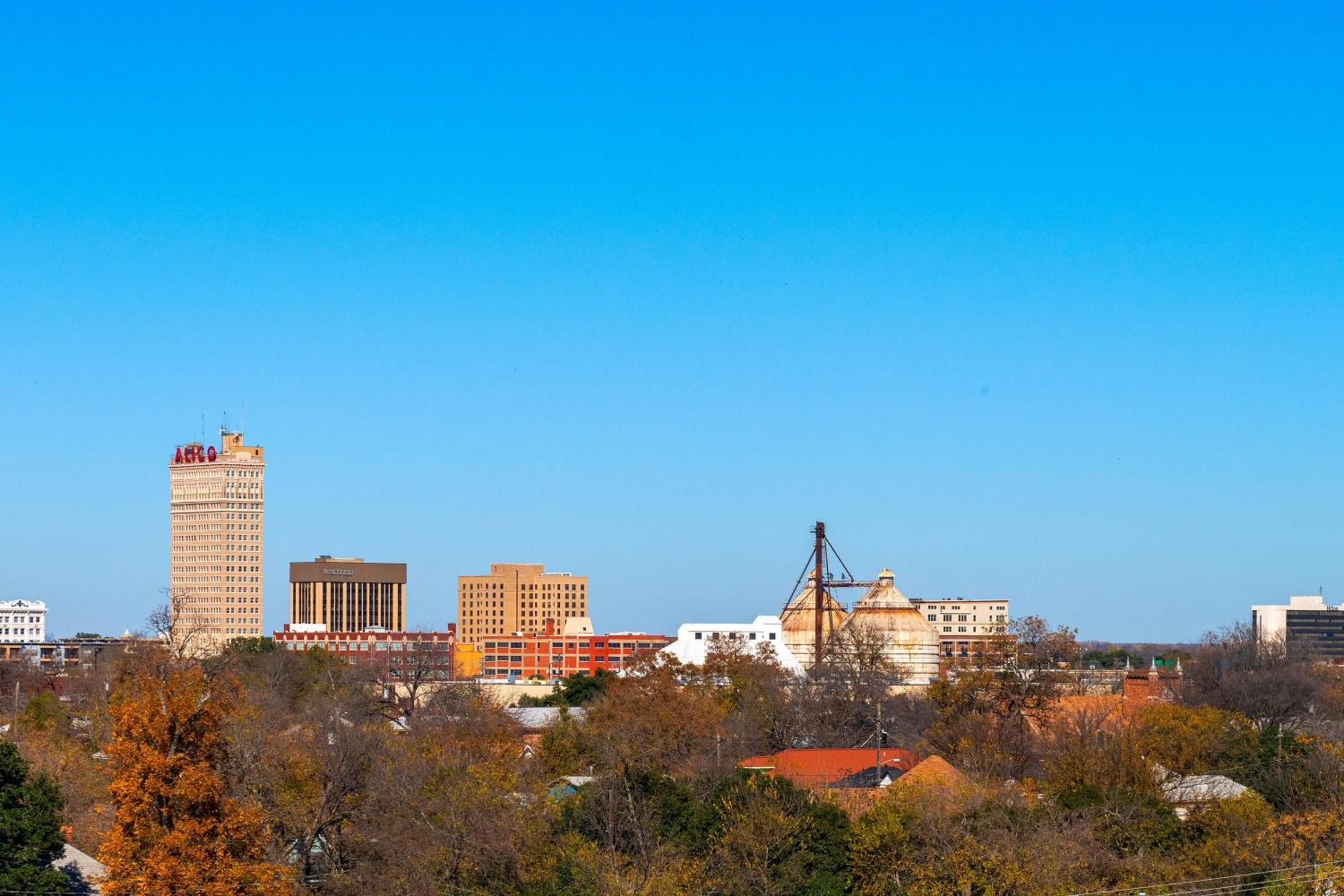 Готель Aloft Waco Downtown Екстер'єр фото